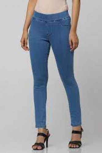 AKA CHIC Womens Skinny Jeans